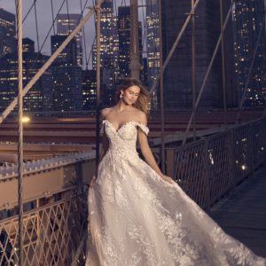 Leandra | Maggie Sottero Wedding Dresses