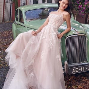 Starling | Maggie Sottero Wedding Dresses